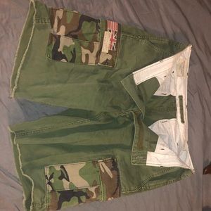 Ralph Lauren Denim & Supply cargo shorts Camo 32